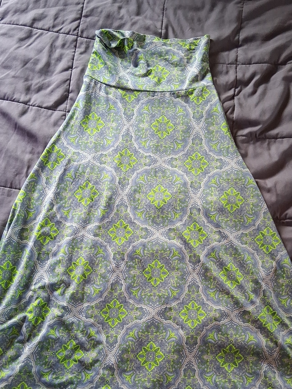LuLaRoe A-Line Maxi Skirt in Green and Gray Medallion Print D2